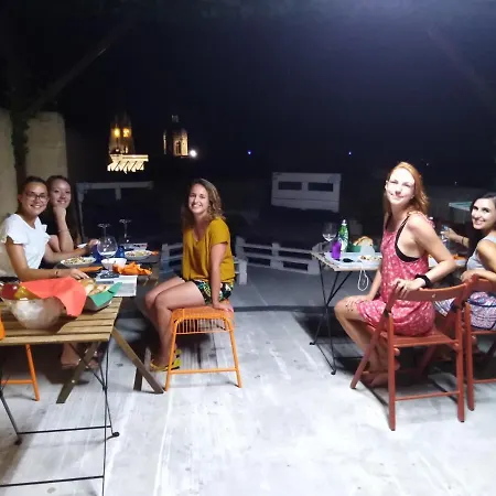 Laringa Holiday Gasthuis Għajnsielem