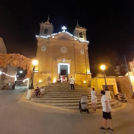 Gasthuis Laringa Holiday Għajnsielem