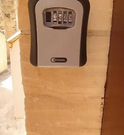 Laringa Holiday 2* Għajnsielem